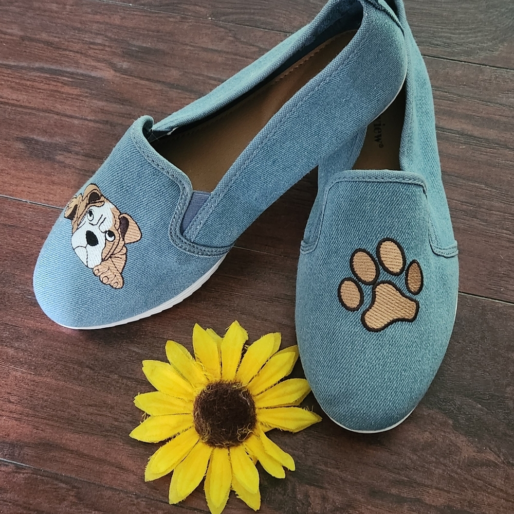 Comfortview Adorable Puppy and Paw Blue SlipOn Shoes - Picture 4 of 8